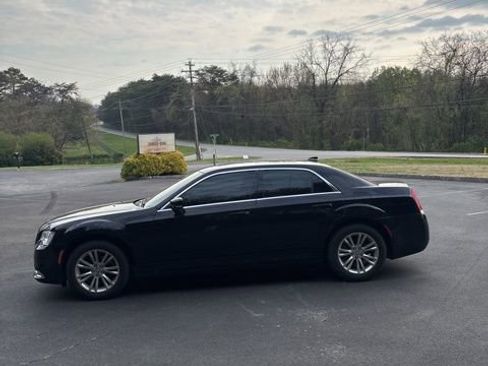 Used 2021 Chrysler 300 Touring L w/ Popular Equipment Group image 26