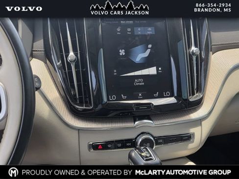 Used 2019 Volvo XC60 T5 Inscription w/ Protection Package AWD/4WD image 10