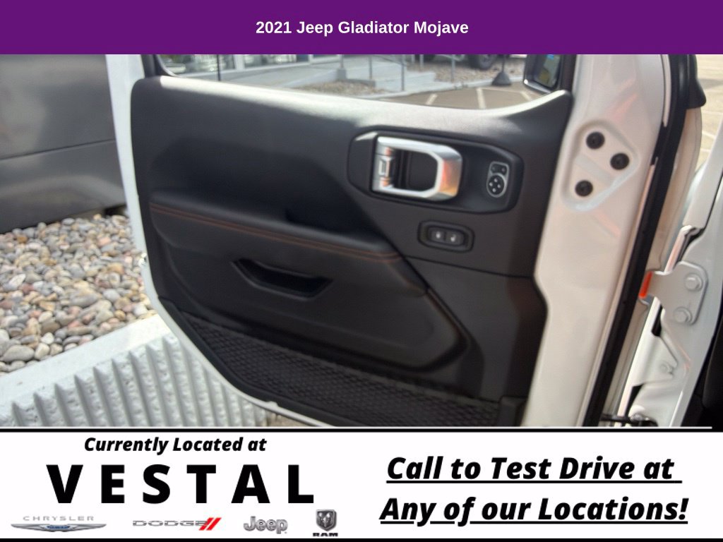 Used 2021 Jeep Gladiator Mojave w/ Dual Top Group AWD/4WD image 35
