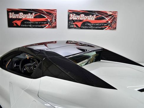 New 2025 Chevrolet Corvette E-Ray image 6