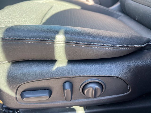 Used 2024 Buick Encore GX Preferred w/ Comfort Package FWD image 20