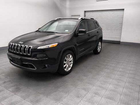 Used 2015 Jeep Cherokee Limited AWD/4WD image 2