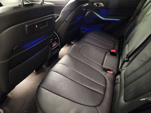 Used 2022 BMW X5 sDrive40i w/ M Sport Package RWD image 30