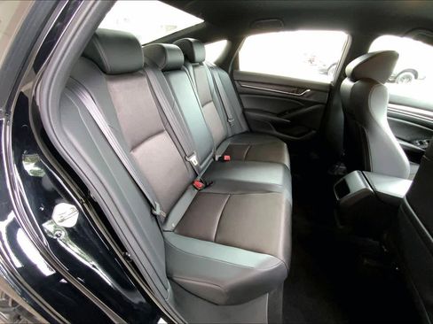 Used 2020 Honda Accord Sport image 20