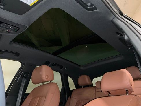 Used 2022 Audi Q5 2.0T Premium Plus w/ Premium Plus Package image 5