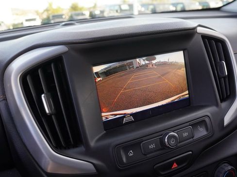 Used 2020 GMC Terrain SLE image 15