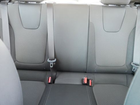 Used 2025 Buick Encore GX Preferred AWD/4WD image 13