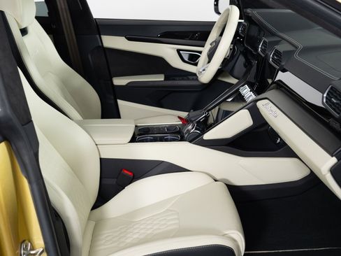 Used 2023 Lamborghini Urus S AWD/4WD image 60