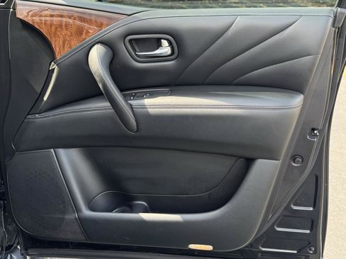 Used 2016 INFINITI QX80 4WD image 23