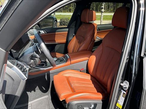 Certified 2024 BMW X7 M60i w/ Executive Package image 8