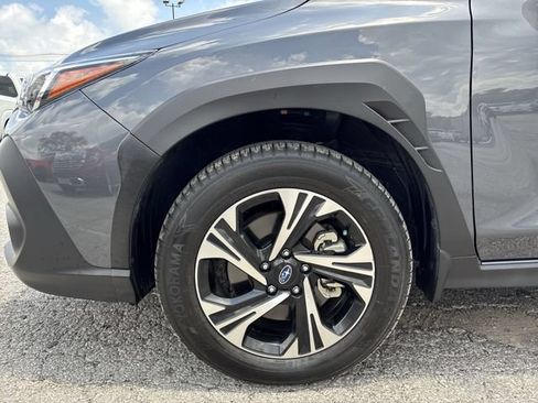 Used 2024 Subaru Crosstrek 2.0i Premium AWD/4WD image 10