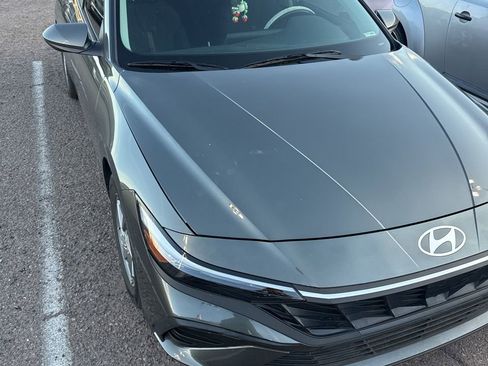 Certified 2025 Hyundai Elantra SE FWD image 6