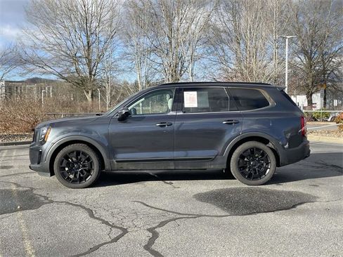Used 2021 Kia Telluride SX w/ SX Prestige Package image 2