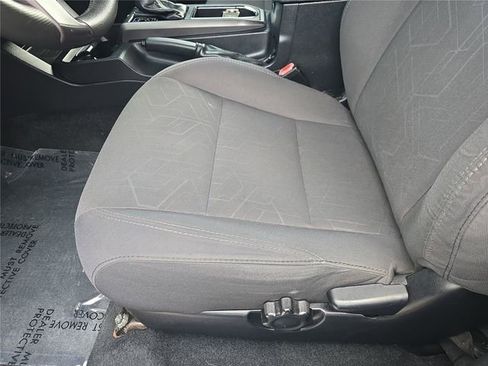 Used 2017 Toyota Tacoma TRD Sport w/ Tow Package image 12