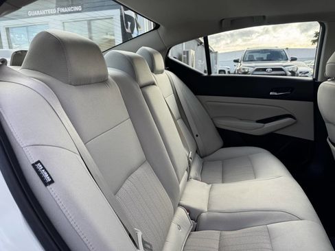 Used 2020 Nissan Altima 2.5 SV image 30