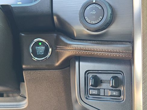 Used 2022 Ford Expedition Max King Ranch image 32