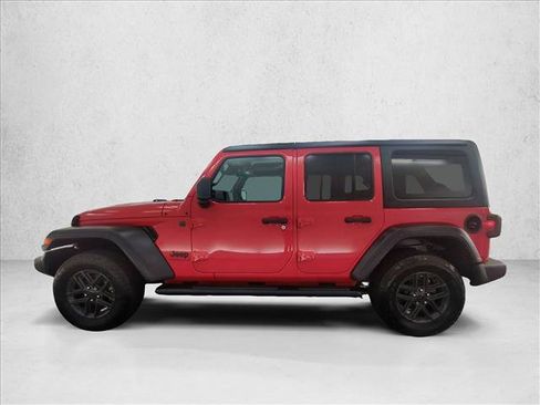 Used 2024 Jeep Wrangler Unlimited Sport AWD/4WD image 9