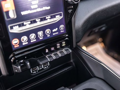 Used 2020 RAM 1500 Sport w/ Alpine Leather & Sound Group image 28