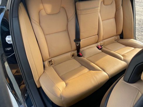 Used 2018 Volvo S90 T5 Momentum w/ Convenience Package AWD/4WD image 26