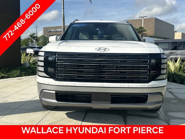Used 2026 Hyundai Palisade SEL Premium FWD image 2