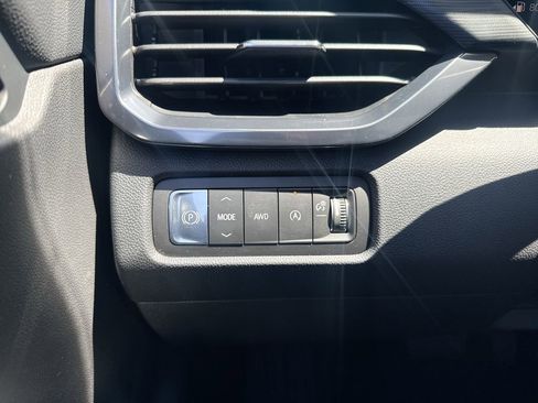 New 2026 GMC Acadia AT4 w/ Luxury Package AWD/4WD image 18