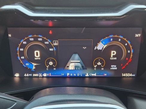 Used 2024 Chevrolet Colorado ZR2 w/ ZR2 Convenience Package III image 7