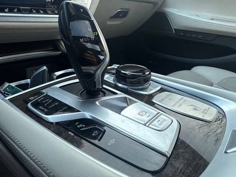 Used 2019 BMW ALPINA B7 xDrive AWD/4WD image 29