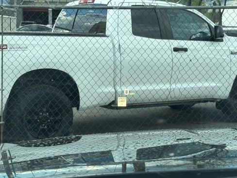 Used 2016 Cadillac Escalade ESV Premium image 21