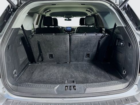 Used 2024 Ford Explorer Limited image 30