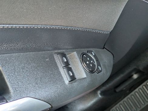 Used 2015 Ford Mustang Coupe image 22