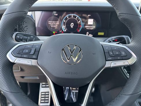 New 2026 Volkswagen Tiguan SE R-Line FWD image 29