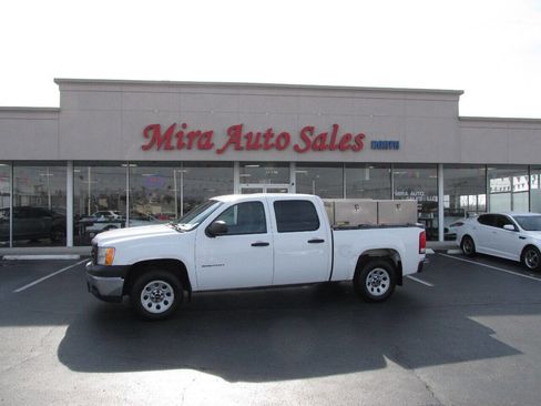 Used 2013 GMC Sierra 1500 W/T image 2