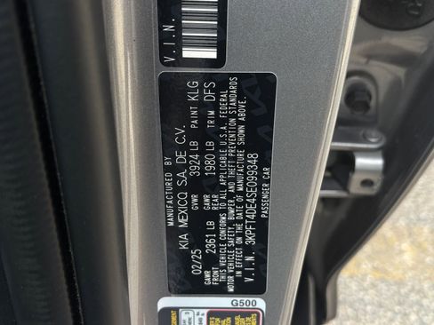 Used 2025 Kia K4 LXS image 29