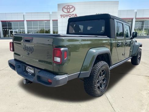 Used 2021 Jeep Gladiator Sport AWD/4WD image 9
