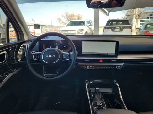 Used 2025 Kia Sorento EX FWD image 14