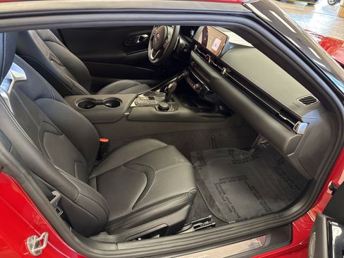 Used 2026 Toyota Supra Premium w/ Driver Assist Package image 44