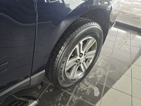 Used 2016 Chevrolet Traverse LT image 37