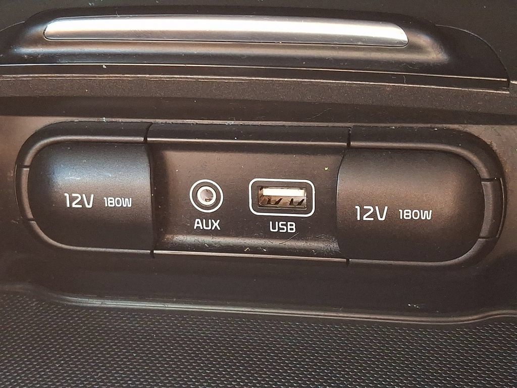Used 2018 Kia Optima LX w/ 17" Alloy Wheels Package FWD image 24