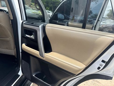 Used 2015 Toyota 4Runner SR5 Premium AWD/4WD image 21