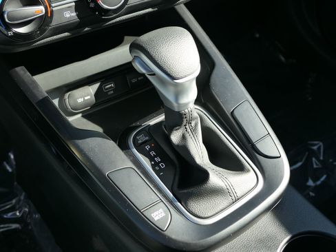 Used 2023 Kia Soul LX image 21