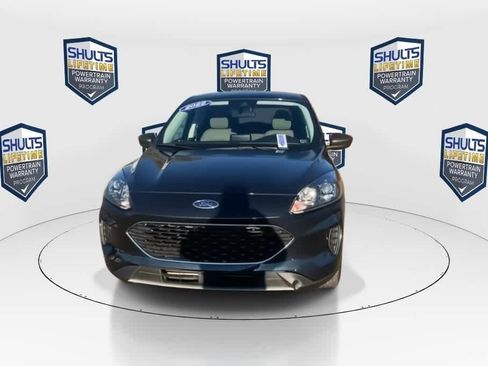 Used 2022 Ford Escape SE image 3