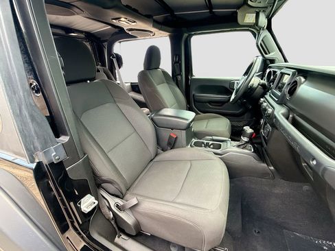 Used 2023 Jeep Wrangler Sport AWD/4WD image 31