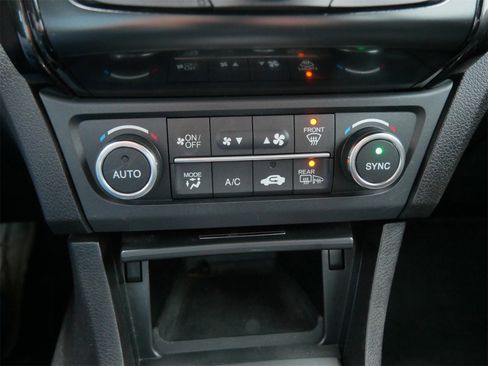 Used 2020 Acura ILX image 19