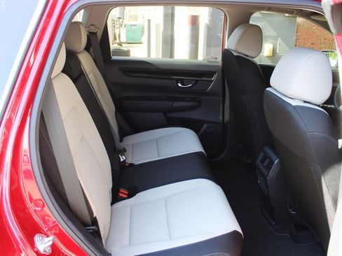 Used 2026 Honda CR-V LX image 12
