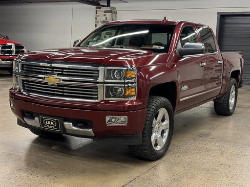 Used 2015 Chevrolet Silverado 1500 High Country AWD/4WD image 3