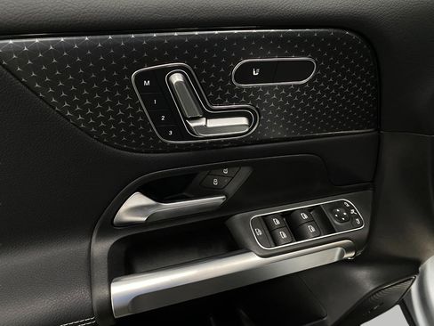 Certified 2026 Mercedes-Benz GLB 250 4MATIC image 29