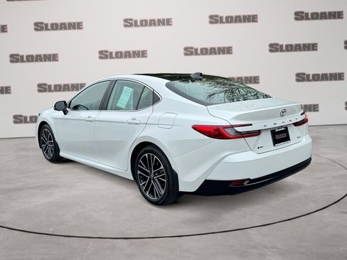 Used 2026 Toyota Camry XLE w/ Premium Plus Package FWD image 3