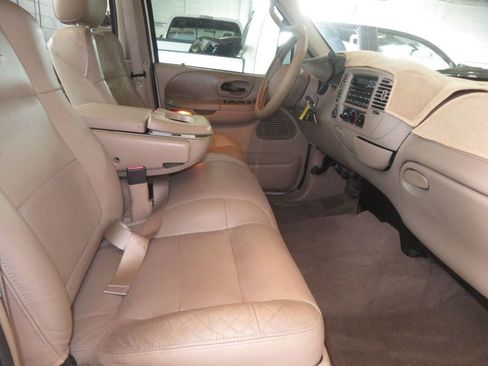Used 2001 Ford F150 4x4 SuperCrew image 36