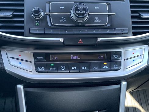 Used 2015 Honda Accord Sport image 20