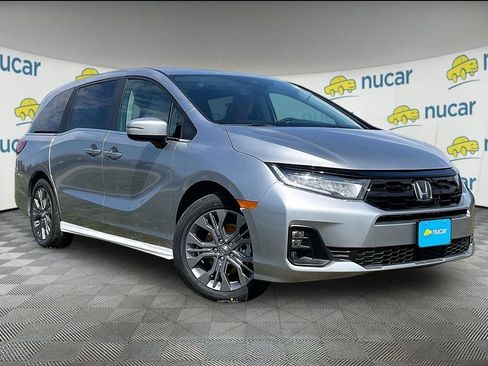 New 2026 Honda Odyssey Touring image 1